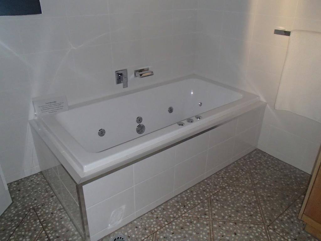 City Colonial Motor Inn Mildura Bilik gambar